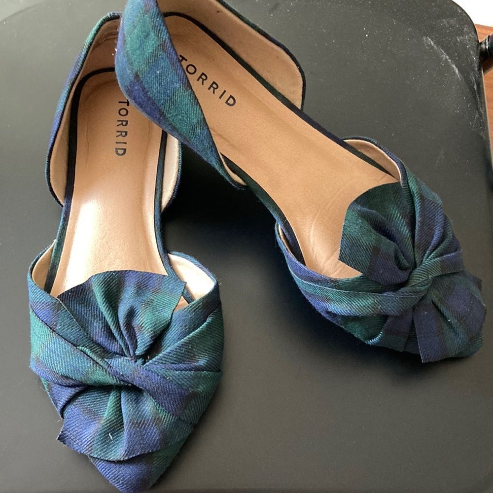 torrid Green and Navy Plaid Knot Pointed Flats